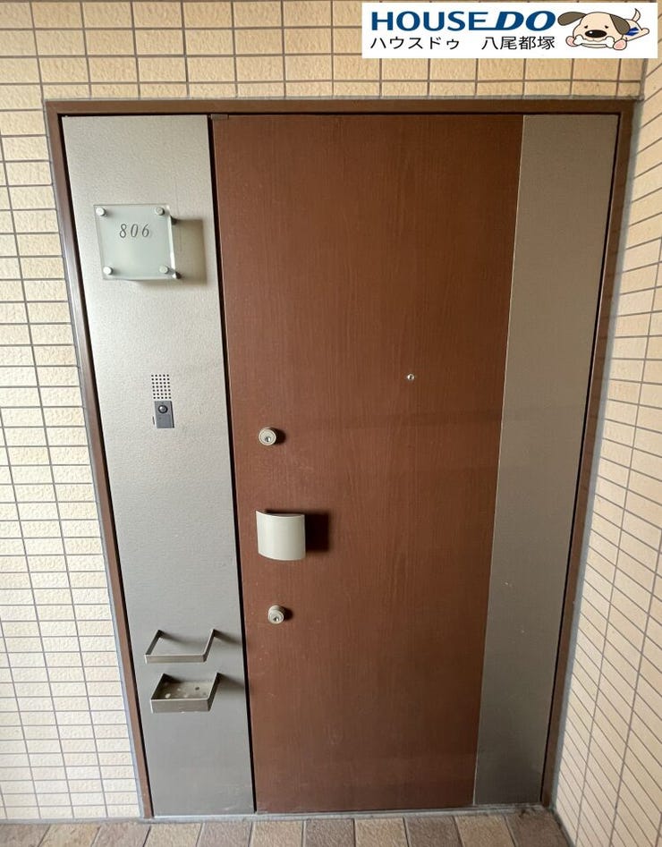玄関ドアです!