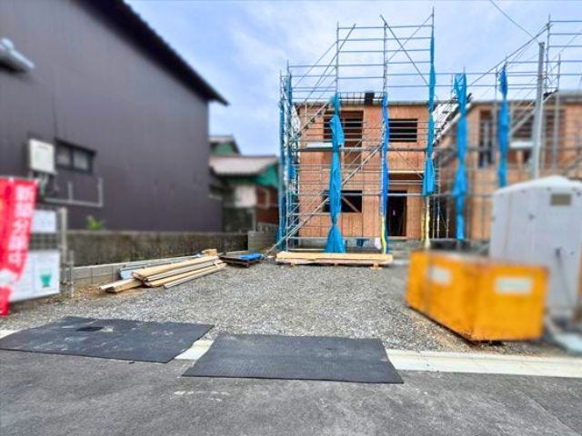 建物前面に並列で2台停められる駐車場になる予定です
(2026年6月28日 撮影)