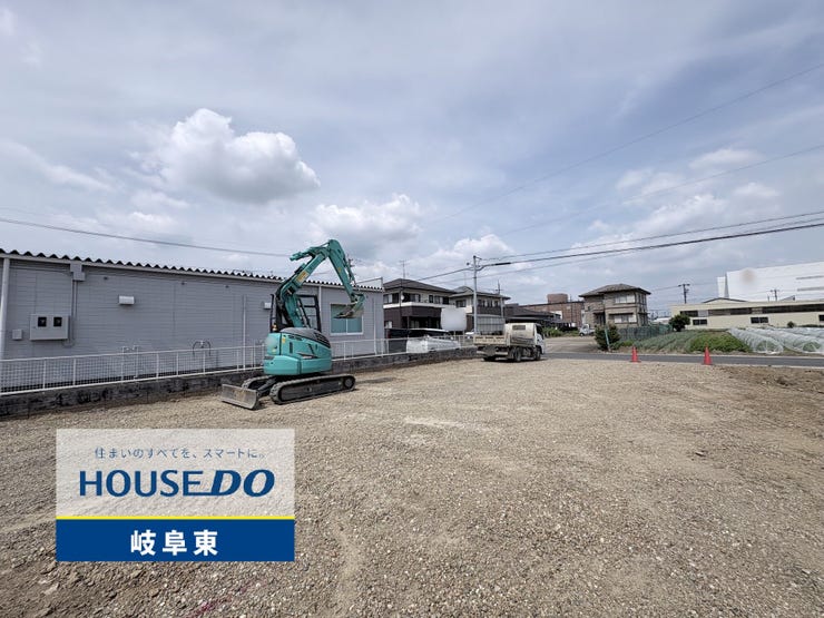 【外観】
岐南町平島に新築戸建が新登場!
完成までは類似物件のご案内が可能です♪
お気軽にお問い合わせください!
