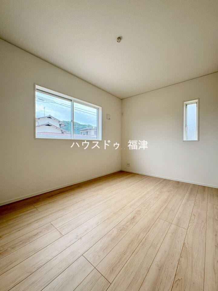 約6.5帖の洋室です♪
《福津市津屋崎2丁目 新築戸建》