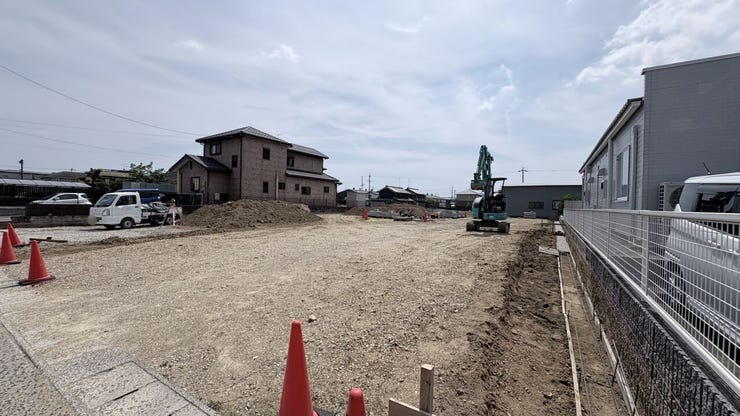 徒歩10分圏内に生活施設が多数あるので、生活しやすい立地です!