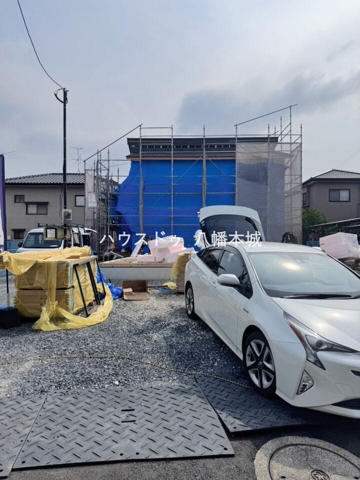 現在建築中です。(手前側の区画です☆)