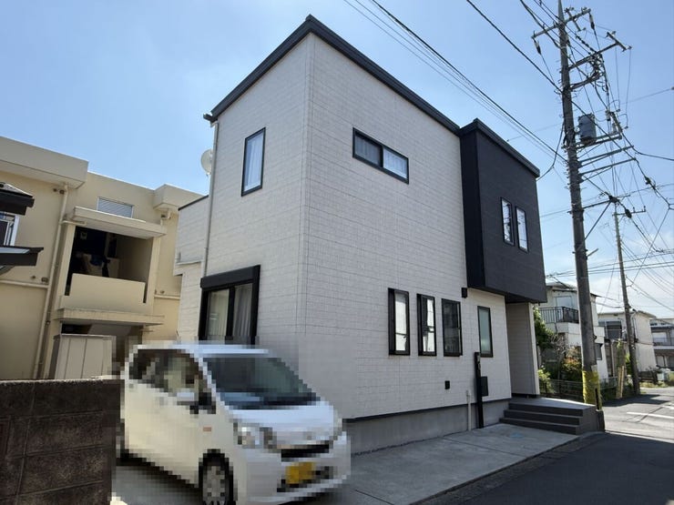 JR高崎線「上尾」駅まで徒歩10分!!
土地面積:102.07㎡(30.87坪)
建物面積:81.14㎡
1F:39.74㎡
2F:41.40㎡