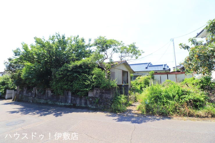【外観】
【外観写真】
・敷地79.9坪と広々!平屋建てや2階建て、庭付、駐車場3台以上など配置がしやすい用地
