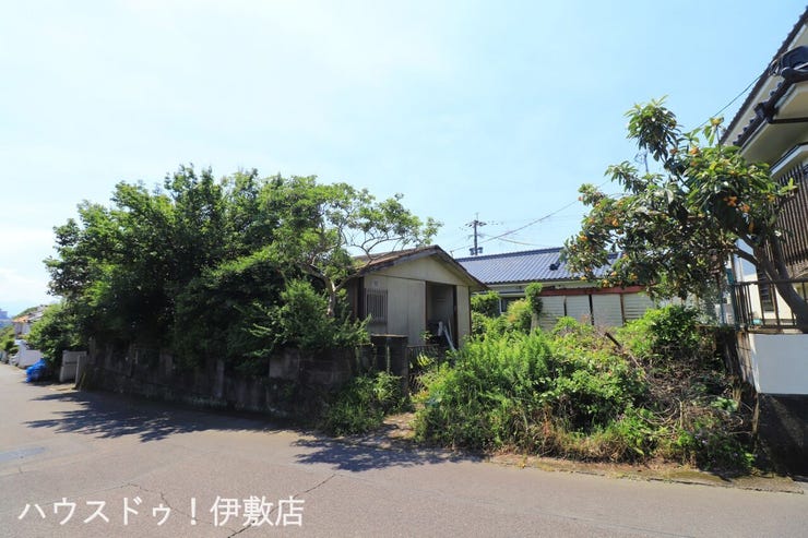 【外観写真】
既存建物や植栽は解体更地渡し