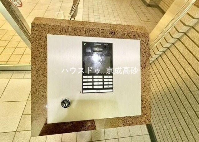 安心のオートロックシステム
