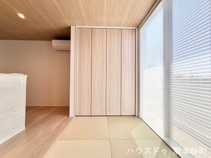 ■1階3帖畳コーナー■ゲストをもてなし、昼寝や家事にも使える、畳のぬくもりが心地よい多目的万能スペース。