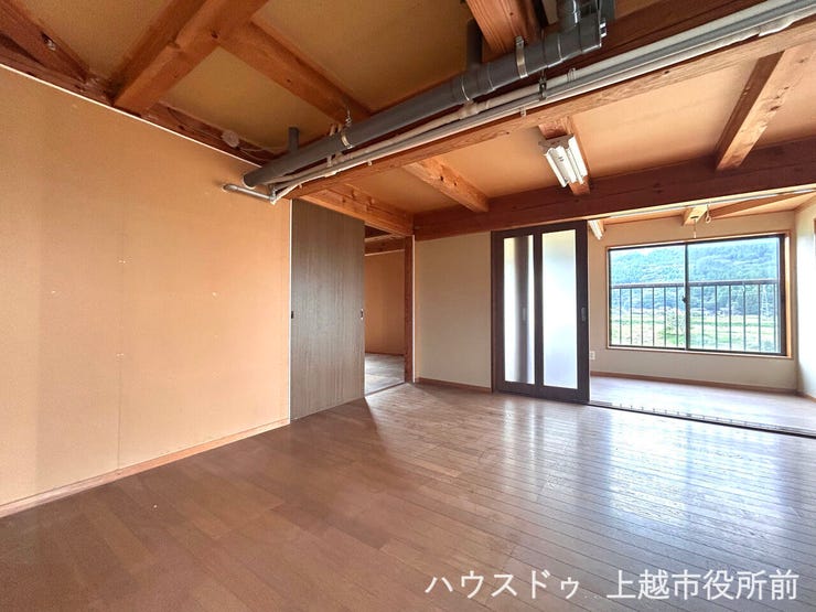 1.5階:納戸
