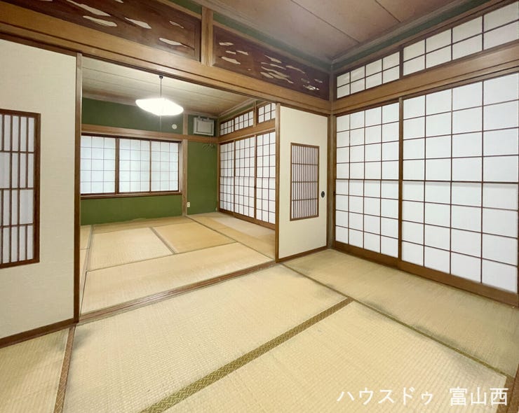 1階続き間(6帖と8帖)