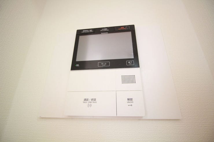【TVモニター付インターホン】お子様のお留守番にも安心です。