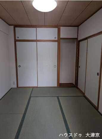 多目的に使える落ち着いた雰囲気の和室!客間や子育て空間にも♪床の間も魅力的!