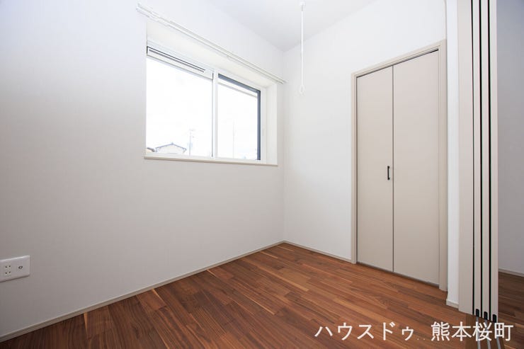 ■1階3.0帖洋室■寝室、書斎、趣味の部屋。家族の成長やライフスタイルに合わせ、様々な使い方ができる快適な空間です。