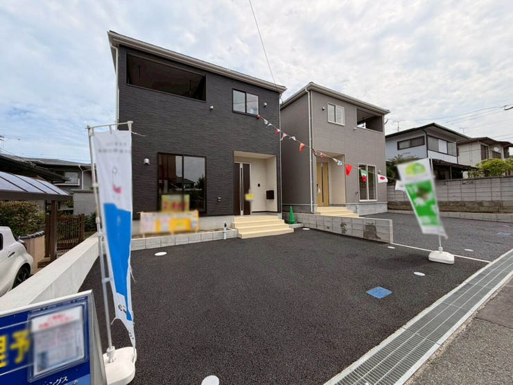 【駐車場3台以上】ディンプルキー♪モニター付きインターホン♪火災報知器♪小学校まで徒歩5分圏内♪