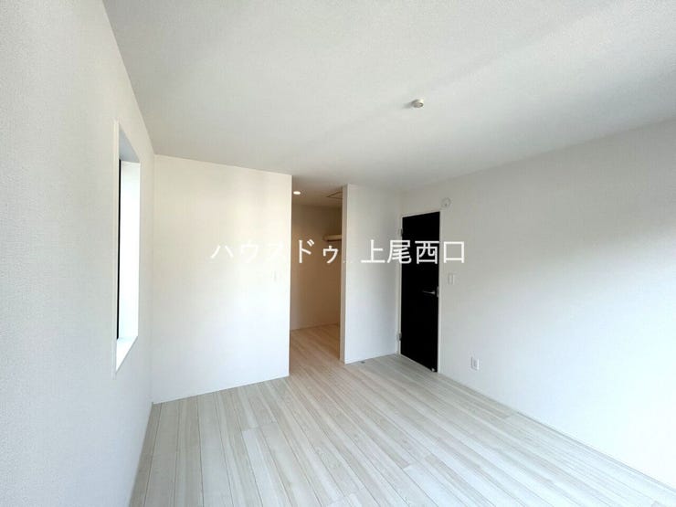 2階洋室(7.0帖)
主寝室に最適のお部屋です
