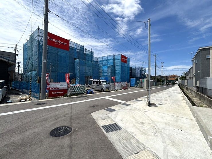 買い物便利なアピタ富山東店まで徒歩約7分!