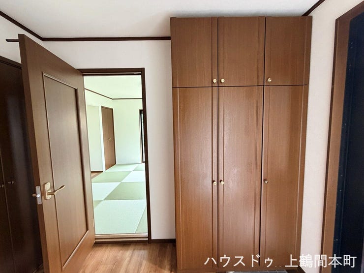 心落ち着く和の趣あふれる和室空間