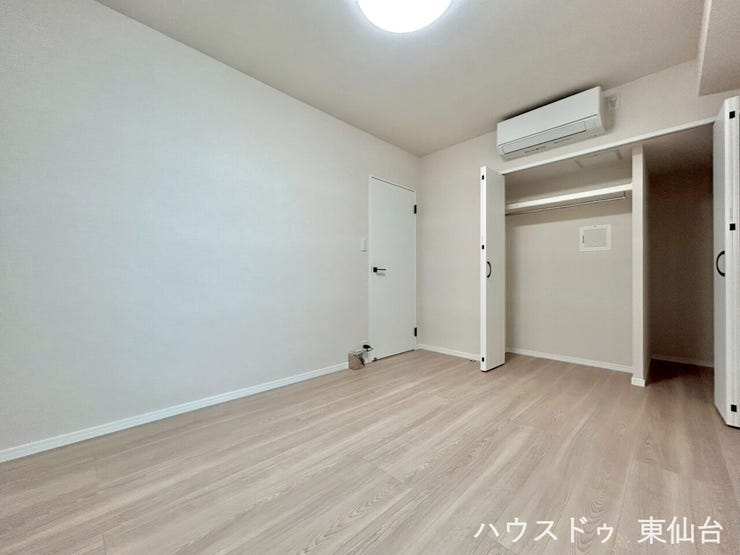 もちろん収納も忘れずに♪奥行きがある収納スペースです♪