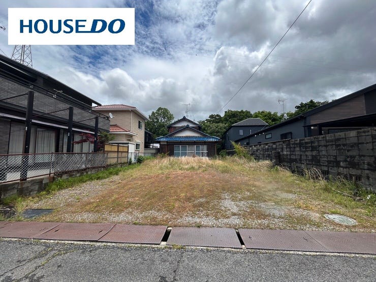 【外観】
コンビニまで徒歩5分!教育施設も徒歩圏内で子育て世代にも安心の立地