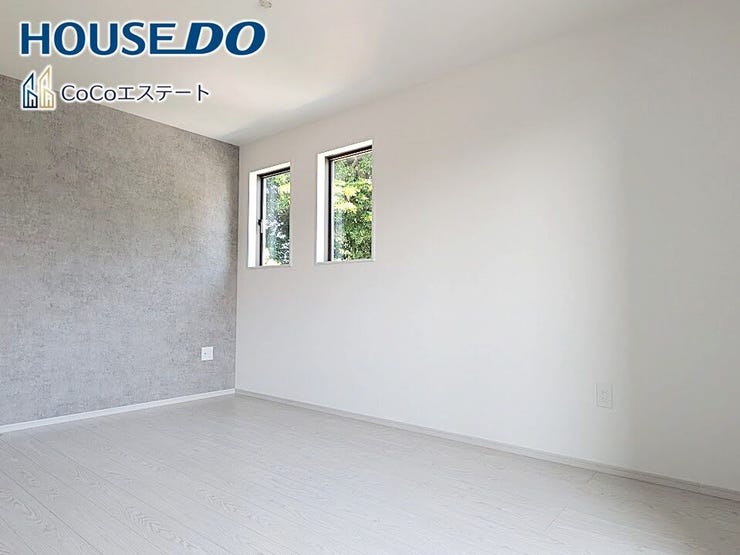□■洋室■□
7.1帖の洋室です♪
光が取り込みやすい2面採光のお部屋です。日当たり・風通し良好です♪