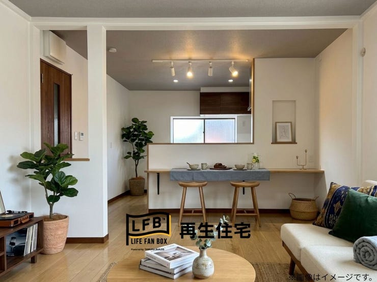 【家具配置イメージ】家族が自然と集まりたくなる、温もりに満ちた暮らしの風景がここから始まります。