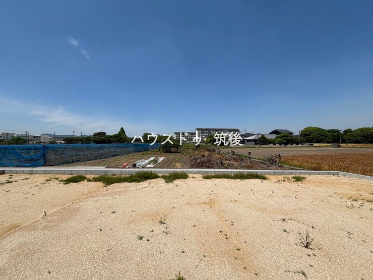周囲に高い建物が少なく開放感があります♪