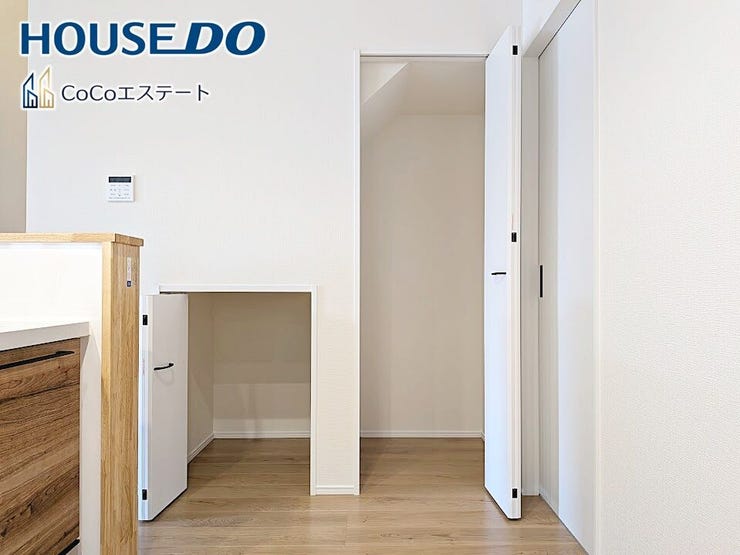 □■収納■□
パントリーです♪
キッチン用品や食品のストックに使用できます。