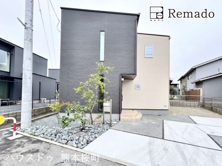 【外観】
■家の印象を決める「顔」■街並みに美しく調和しながら、帰るたびに誇らしく思える、あなたのためのシンボルです。