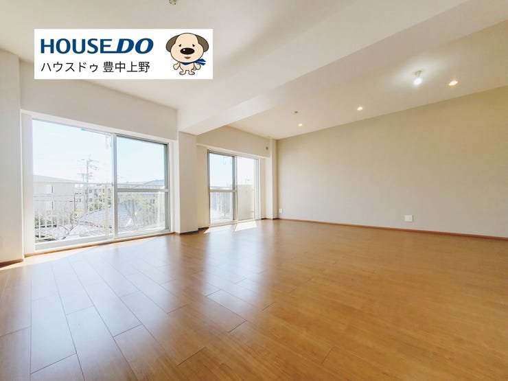 【外観】
【LDK】
約20.3帖のLDK!とても広く開放的な室内です♪LDKに広さが欲しい方へオススメのお住まいです!