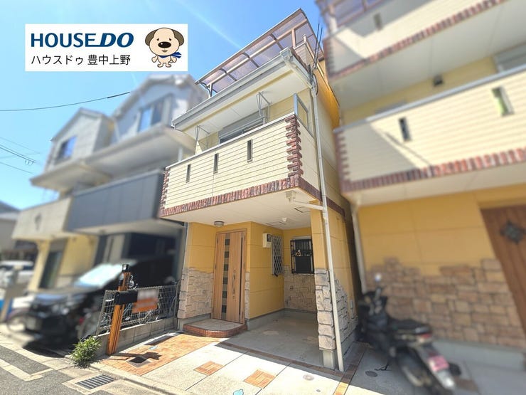 【お車1台駐車可能】
温かみのある南欧風デザインで、毎日の帰宅が楽しみになりそうですね♪