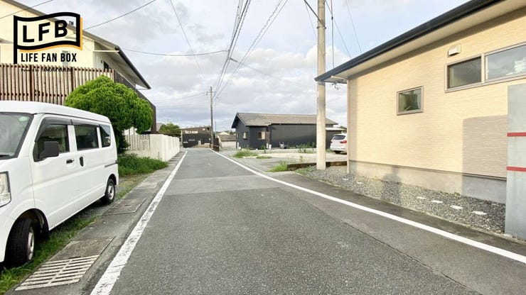 閑静な住宅街にございます♪