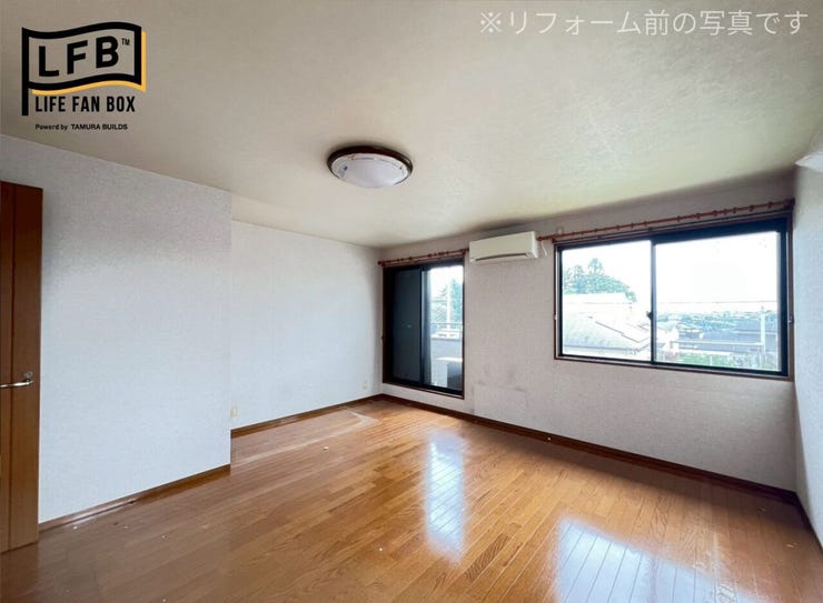 約11.5帖の洋室です♪学習机を置いても十分にスペースがありそうです♪
※リフォーム前の写真です。