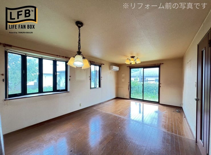 ちょっとした出窓があるので、お気に入りの小物を置くのに良いですね♪
※リフォーム前の写真です。
