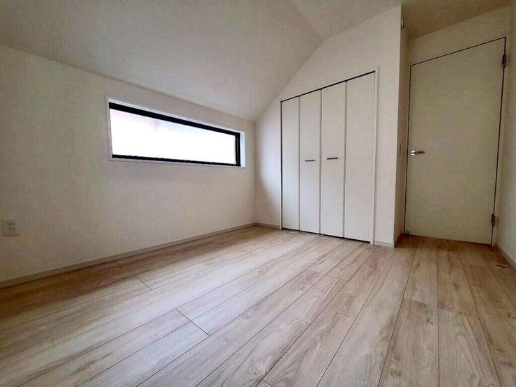 【Bedroom】ナチュラルな内装で、リラックスできる空間。寝室や書斎にも最適です。