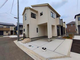 草加市新善町