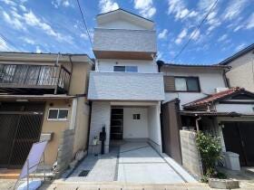 京都市右京区嵯峨天龍寺瀬戸川町