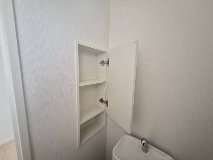 1階 お手洗いの収納~