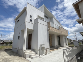 四日市市松寺３丁目