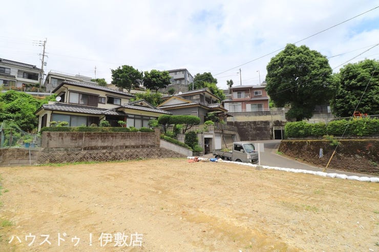 【外観写真】
「他社で住宅ローンに落ちてしまった」「車のローンが残っている」など、住宅ローンでお困りの方はぜひ一度弊社までご相談ください。