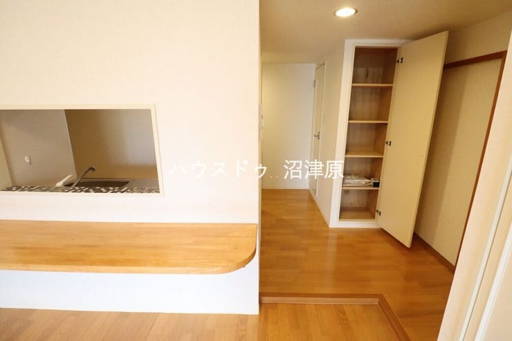 掲載写真は2023年5月(前回販売時・入居前)に撮影されたものです。現在は居住中のため、現況と異なる場合があります。