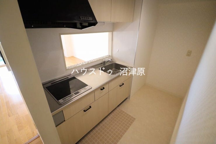 掲載写真は2023年5月(前回販売時・入居前)に撮影されたものです。現在は居住中のため、現況と異なる場合があります。