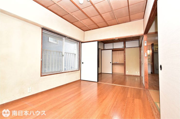 【洋室】6帖の洋室です!2面に窓があるお部屋です♪