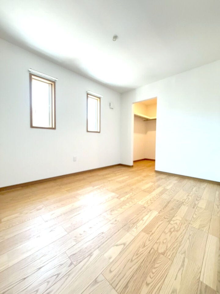 2階南側6帖の洋室♪
