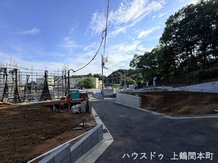 閑静な住宅街・薬師台に、こだわりの外観と温かな暮らしを叶える新築一戸建て誕生