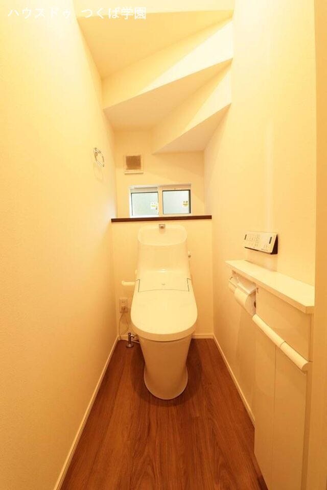 ウォシュレット付きトイレです。(1階・2階にあります)