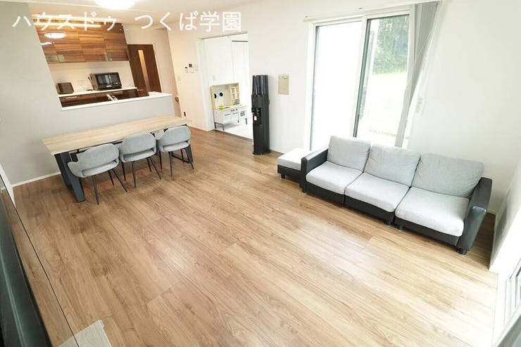 16.5帖のLDKと4.5畳の和室を一体として広々利用可能です♪