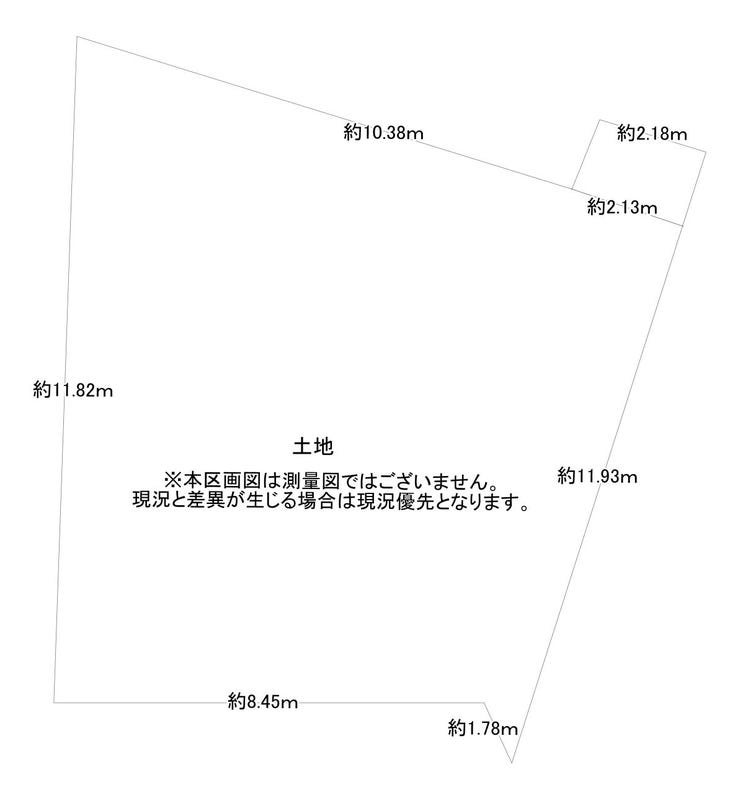【区画図】
【建築条件なし】敷地面積38坪超!整形に近い角が取れた地形で、お好みのハウスメーカーや工務店にて理想のマイホームプランを自由に描けます。陽当りや配置計画の立てやすい、ゆとりある広さの売土地です。