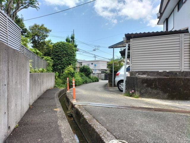 ★秦小学校区★
東側道路 北から南方向