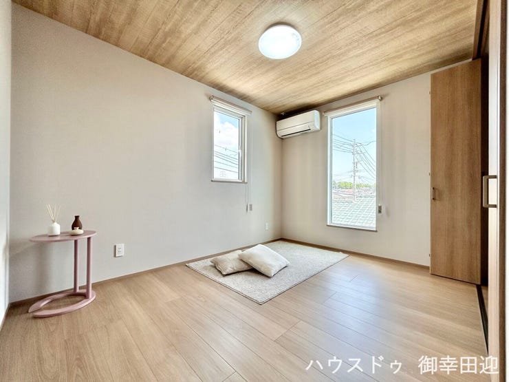 ■2階6.5帖洋室■心からリラックスできる静けさ、上質な眠りで、毎日をリセットします。明日への活力を養う空間です。