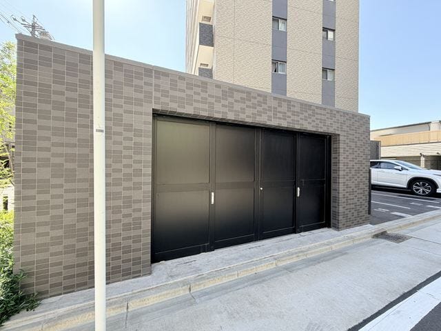 ゴミ捨て場です。
居住者専用のゴミ置場を完備。