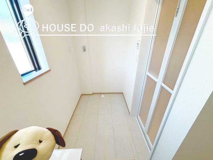 洗面室はゆったり広々